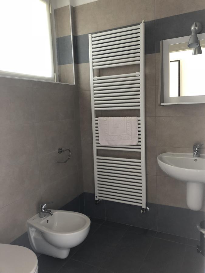 Cascina Monte Diviso Hostel Gallarate Ngoại thất bức ảnh